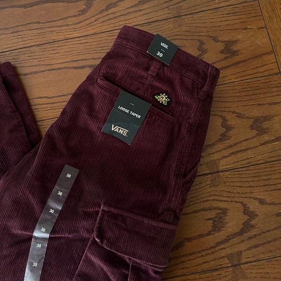 NWT VANS Corduroy Loose Taper Cargo Burgundy Skater Pants 30 - Picture 2 of 11